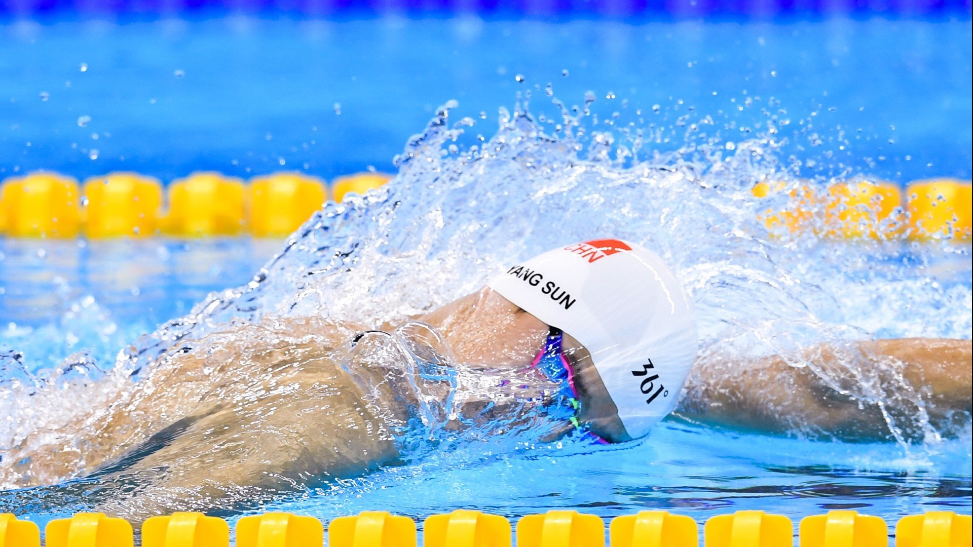 《直播平台新功能上线：提升观赛体验》，直播看比赛的平台